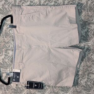 NWT Cremieux Shorts Size 38